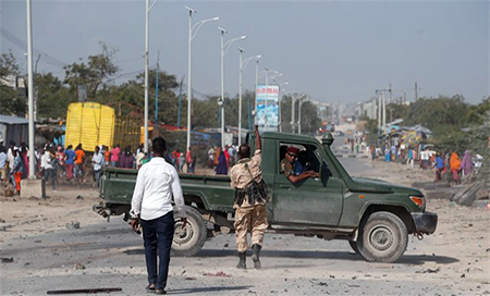 Un terrorista se inmola junto a un convoy militar en Mogadiscio